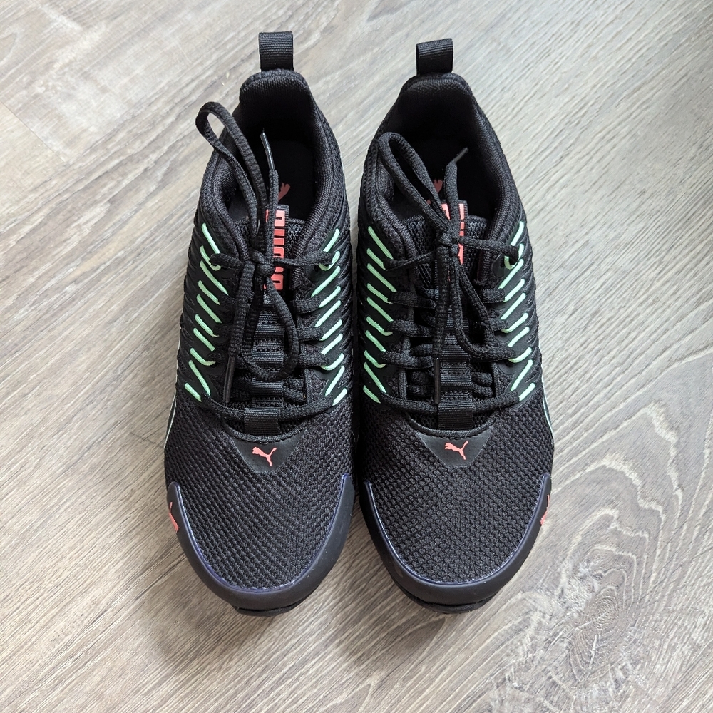 listing-status-banner